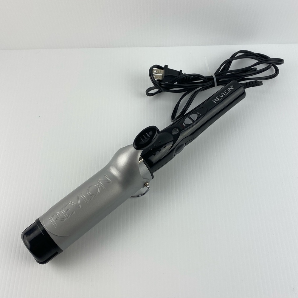 Revlon Helen of Troy Curling Iron Wand 1.5 inch Barrel RVIR1008 Tested Works